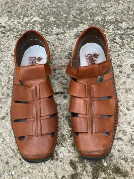 Chaussures cuir (45)