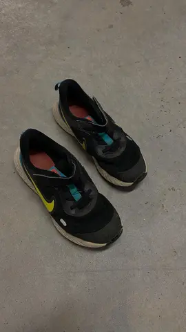 Tennis Nike, pointure 35