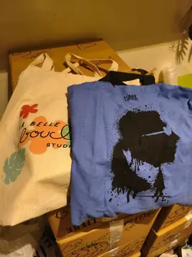 Tote bag