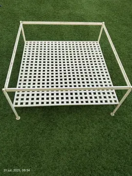 Table basse en fer forgée 1m x 1m avec sa vitre