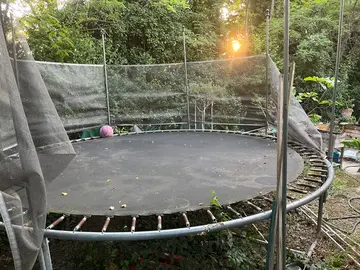 trampoline