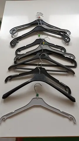Lot de 10 ceintres