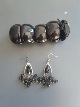 bracelet et boucle d'oreilles
