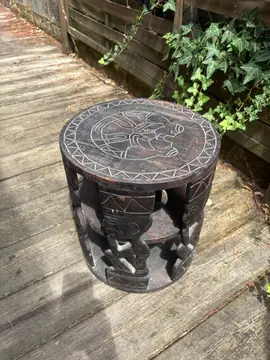 tabouret style africain