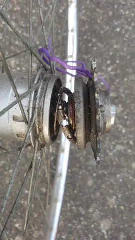 Roue de 700 rétropédalage à refaire