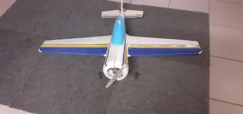 avions modele reduit 2.4gh envergure 0.80 et0.90
