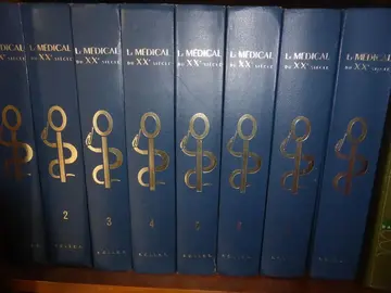 Livres de medecine en 8 volumes- Ouvrage de 4100 pages, 4000 schémas, dessins, etc