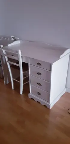 Donne bureau blanc en bois
