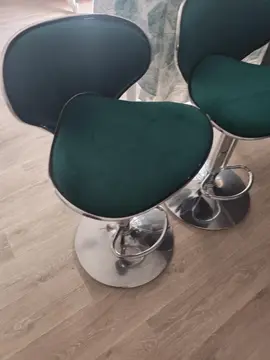 2 tabourets de bar rénovés