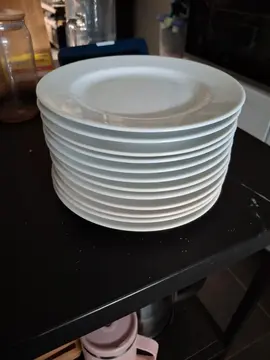 12 assiettes à dessert