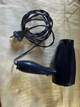 petit sèche cheveux