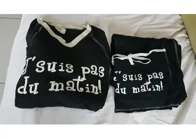 Ensemble pyjama noir et blanc