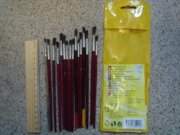 Lot de pinceaux neufs pour peinture à l'eau
