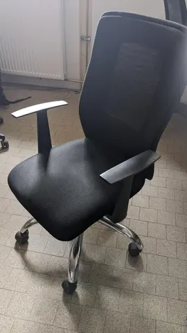 Chaise de bureau bloquée niveau bas
