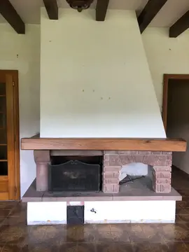 cheminée en grès et bois