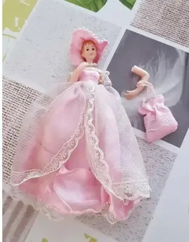 Poupée rose