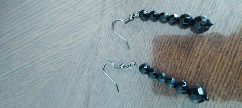 Boucles d'oreille noires