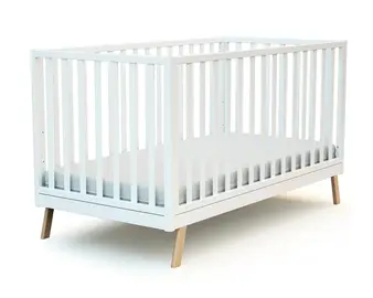lit bébé en bois blanc