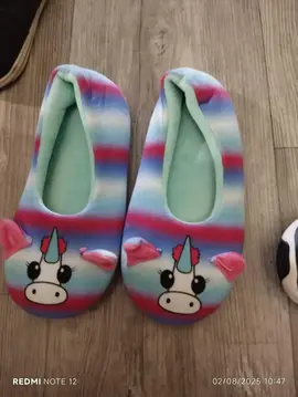 chaussons licorne 32