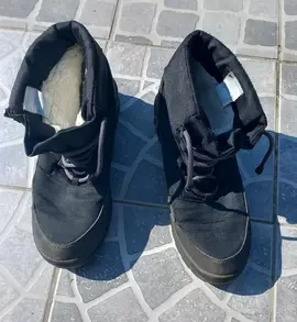 Chaussures d’hiver, marque Décathlon, taille 46