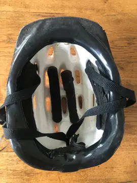 Casque vélo pour enfant - Dépannage - A réparer