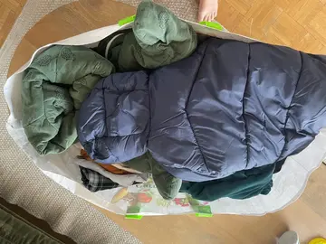lot de vêtements adulte et enfant