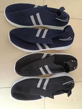 donnes baskets légères taille 38/ 38.5 ( elles taillent grand)