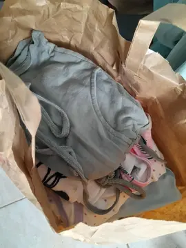 Lots de vêtements fille 5/6ans