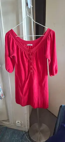 mini-robe ou tunique rouge t 36