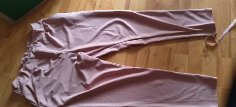 Pantalon rose saumon taille 48