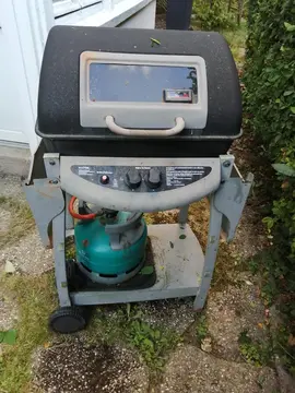 Barbecue gaz à revoir