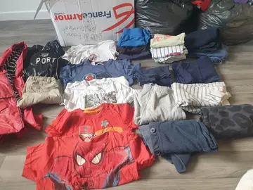 lot Vêtements Garçon 5-6-8 ans