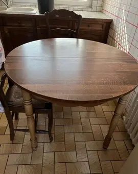table ronde en bois