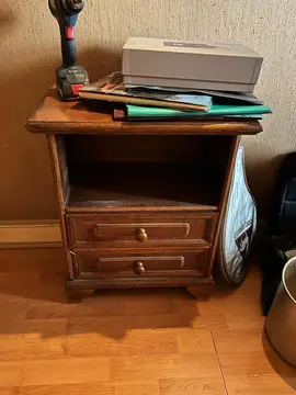 2 tables de nuit bois