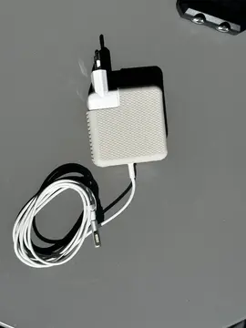 chargeur MacBook Pro Apple 2012