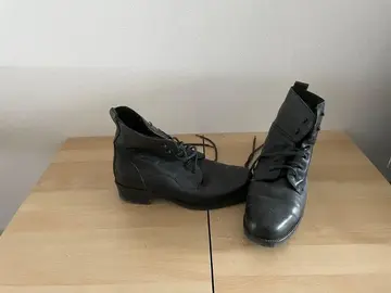 Chaussures montantes T39