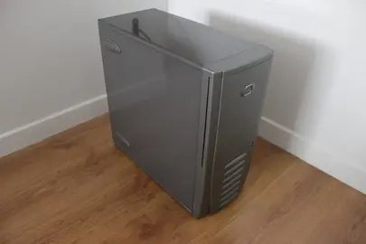 tour PC ordinateur