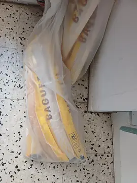 2 sacs de baguettes