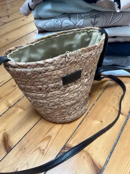 petit sac en osier