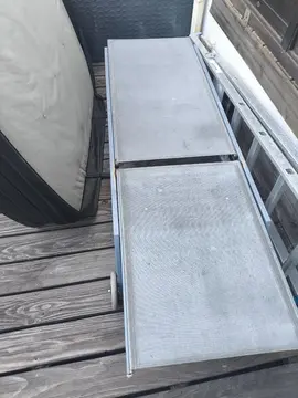 transat, bain de soleil gris