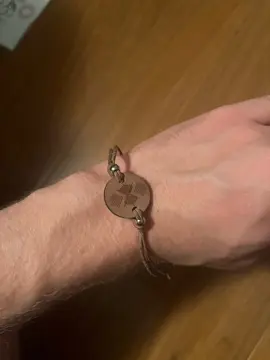 petit bracelet réglable en bois