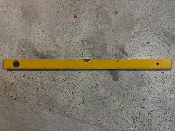 Niveau 80 cm