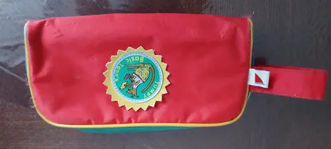 Trousse rouge