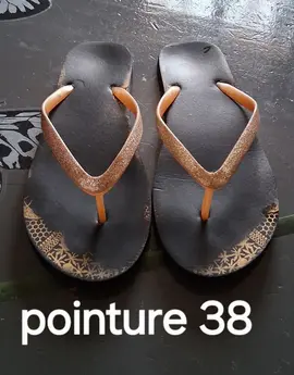 tongs taille 38