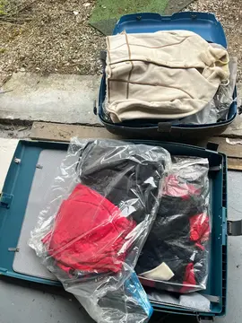 Valises + vêtements