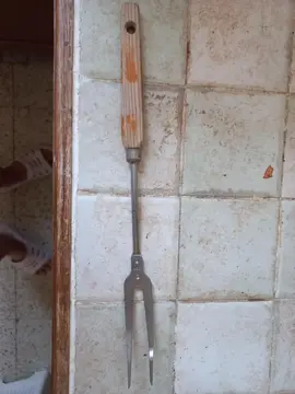 Pique à viande manche en bois