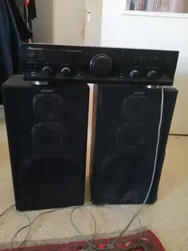 chaine hifi pour à réparer ou pour pièces
