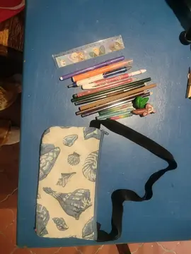 Lot papeterie/trousse