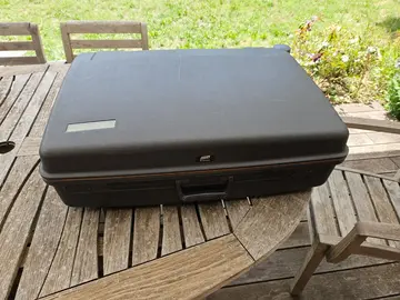 Grande valise rigide Delsey