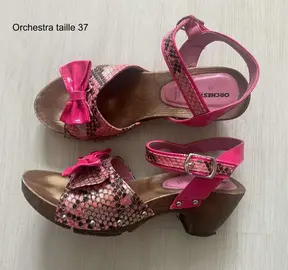 Sandales talon rose taille 37